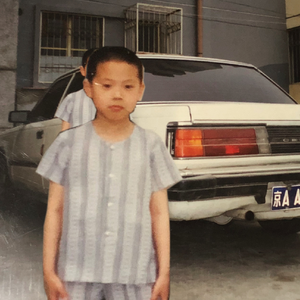 闷骚艳岳的婬乱生活视频
